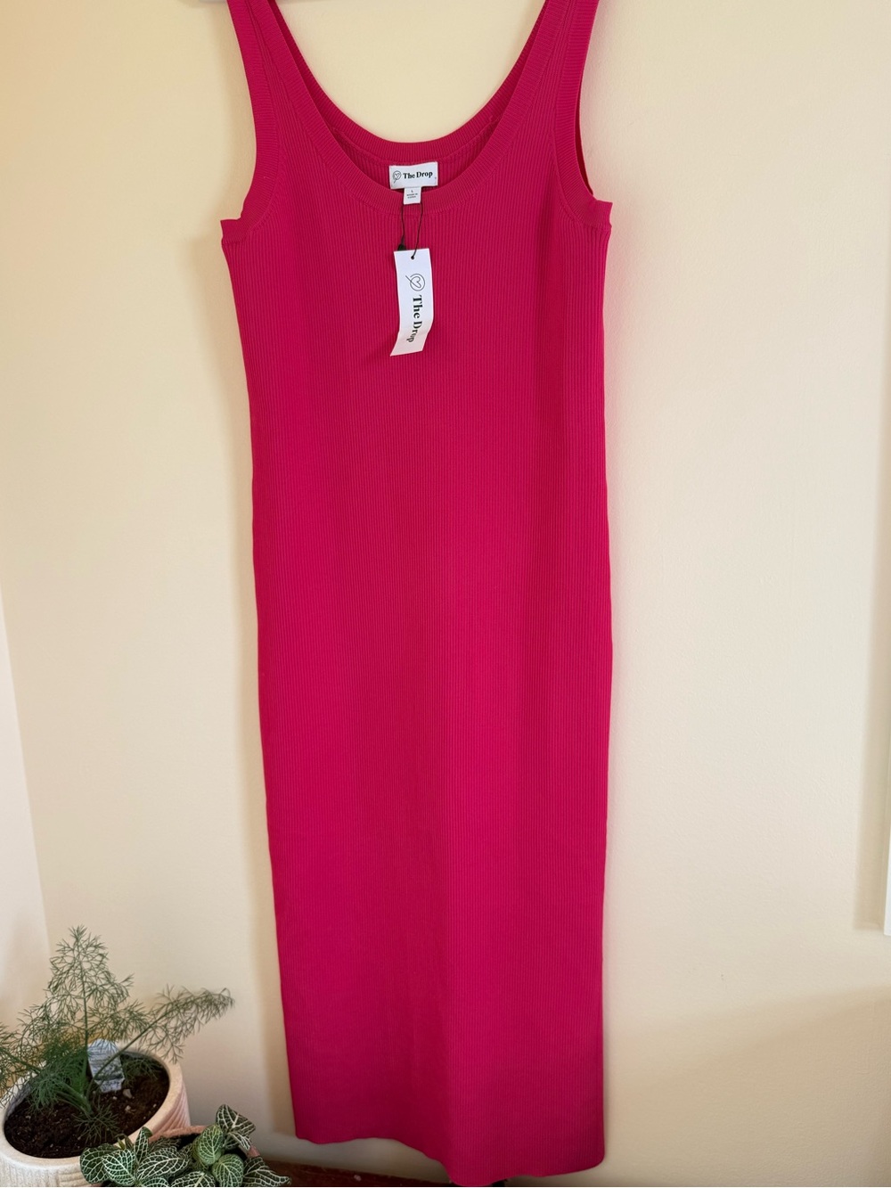 Women's Sleeveless Ribbed Maxi Dress in Hot Pink